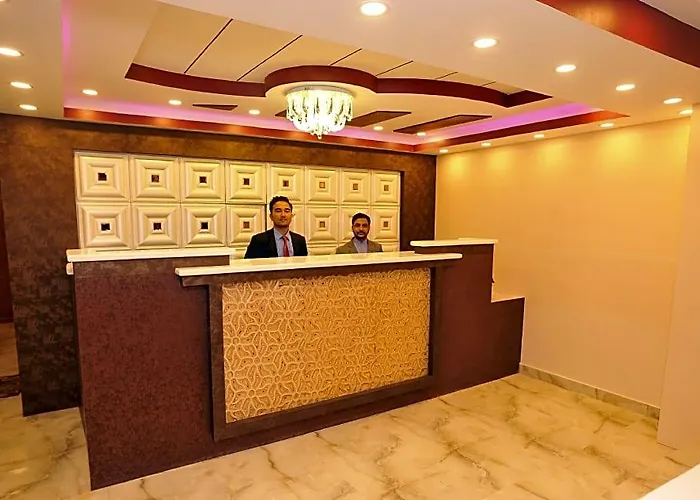 Arati Pvt. Ltd. ホテル 3*